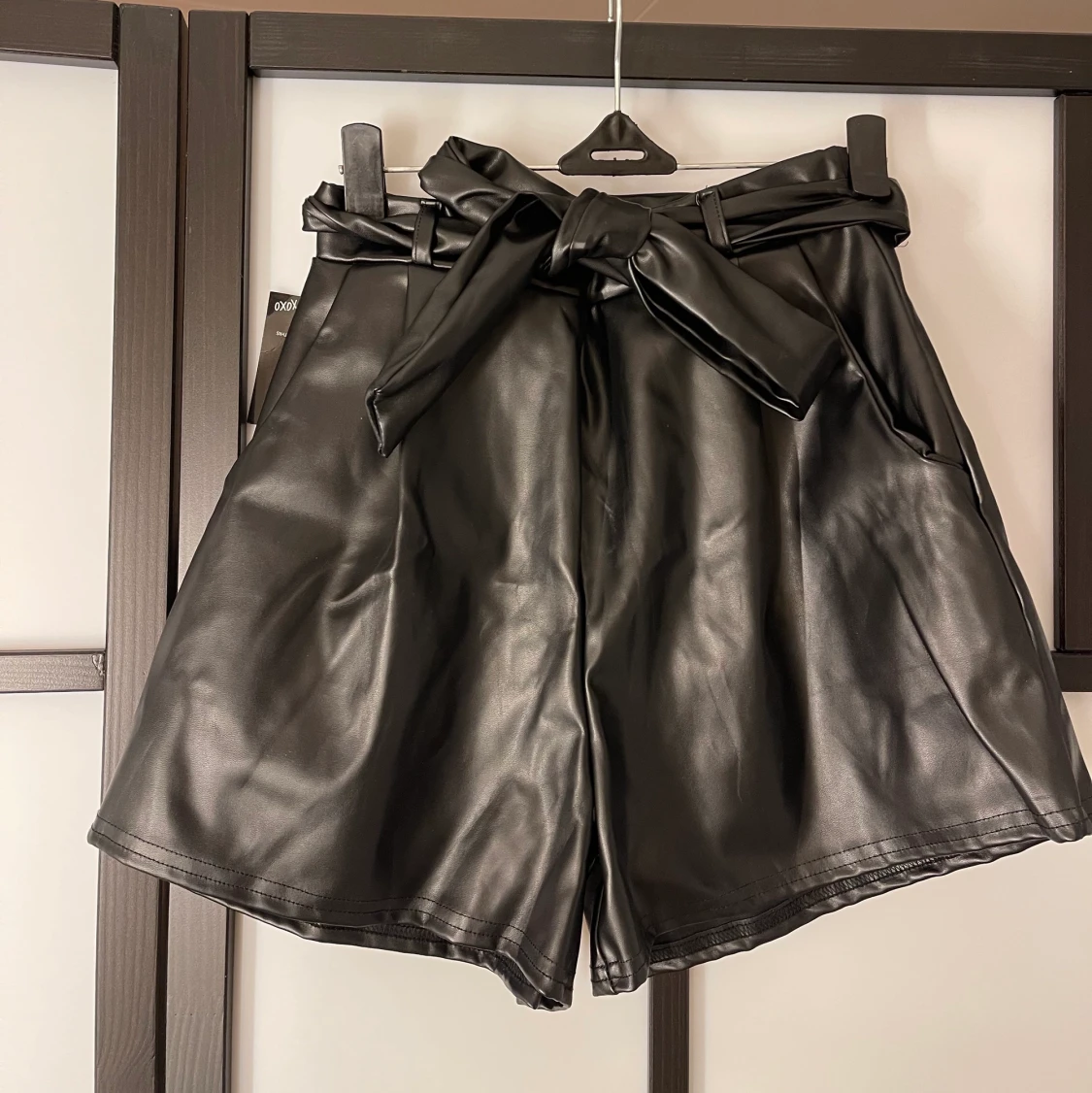 Läder shorts från NLY storlek XS