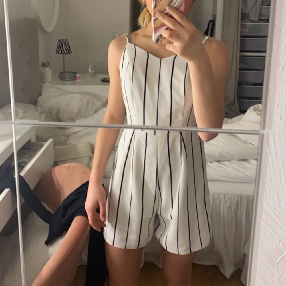 Så fin sommar dress säljer för 70kr. Klänningar.