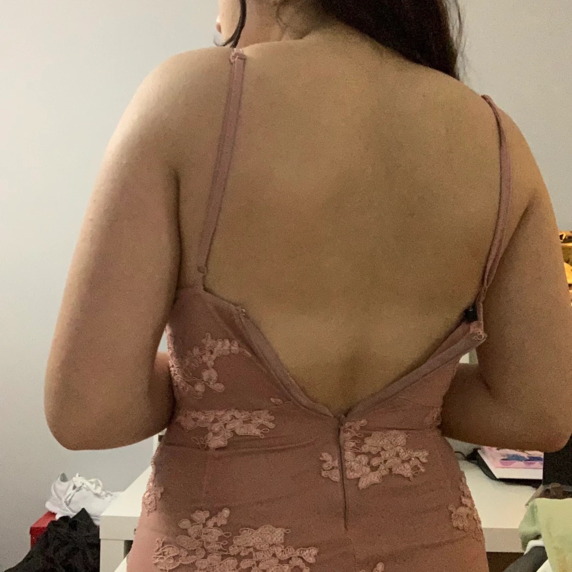 Rosa spets balklänning - 91