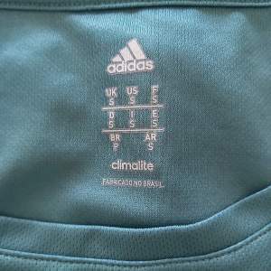 Adidas Regatta size S and color green. Used