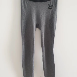 Better bodies tights XS - Helt nya. För tajta i midjan för mig annars väldigt sköna o snygga.