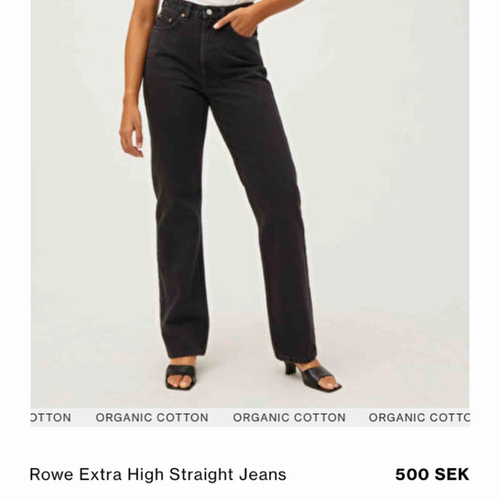 Modellen rowe extra high. Supersnygga men lite för stora för mej, frakt tillkommer . Jeans & Byxor.