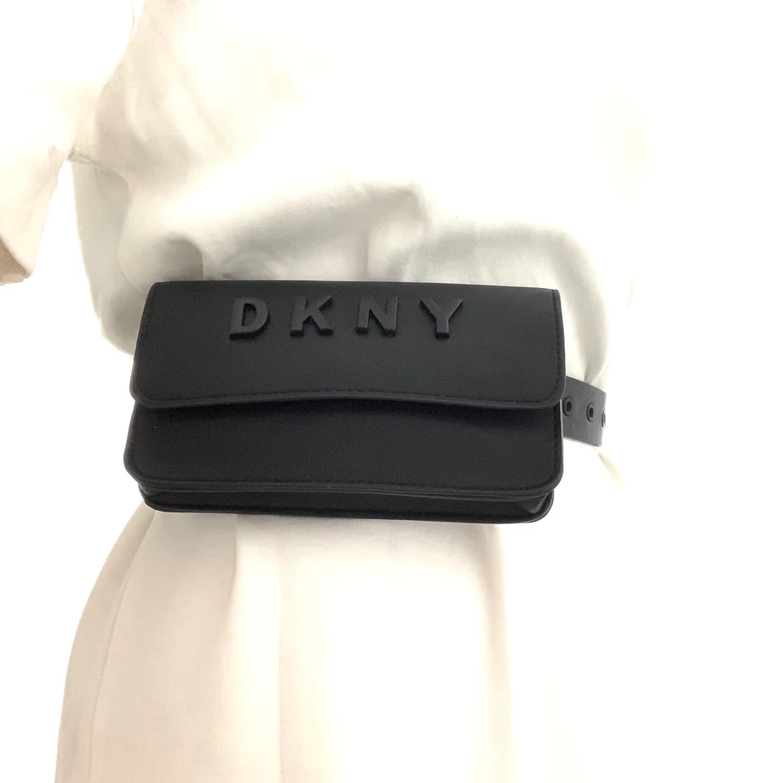 DKNY väska midjeväska magväska - 91