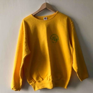  - Tröja med tryck från Frankrike. Vintage. Ser oanvänd ut