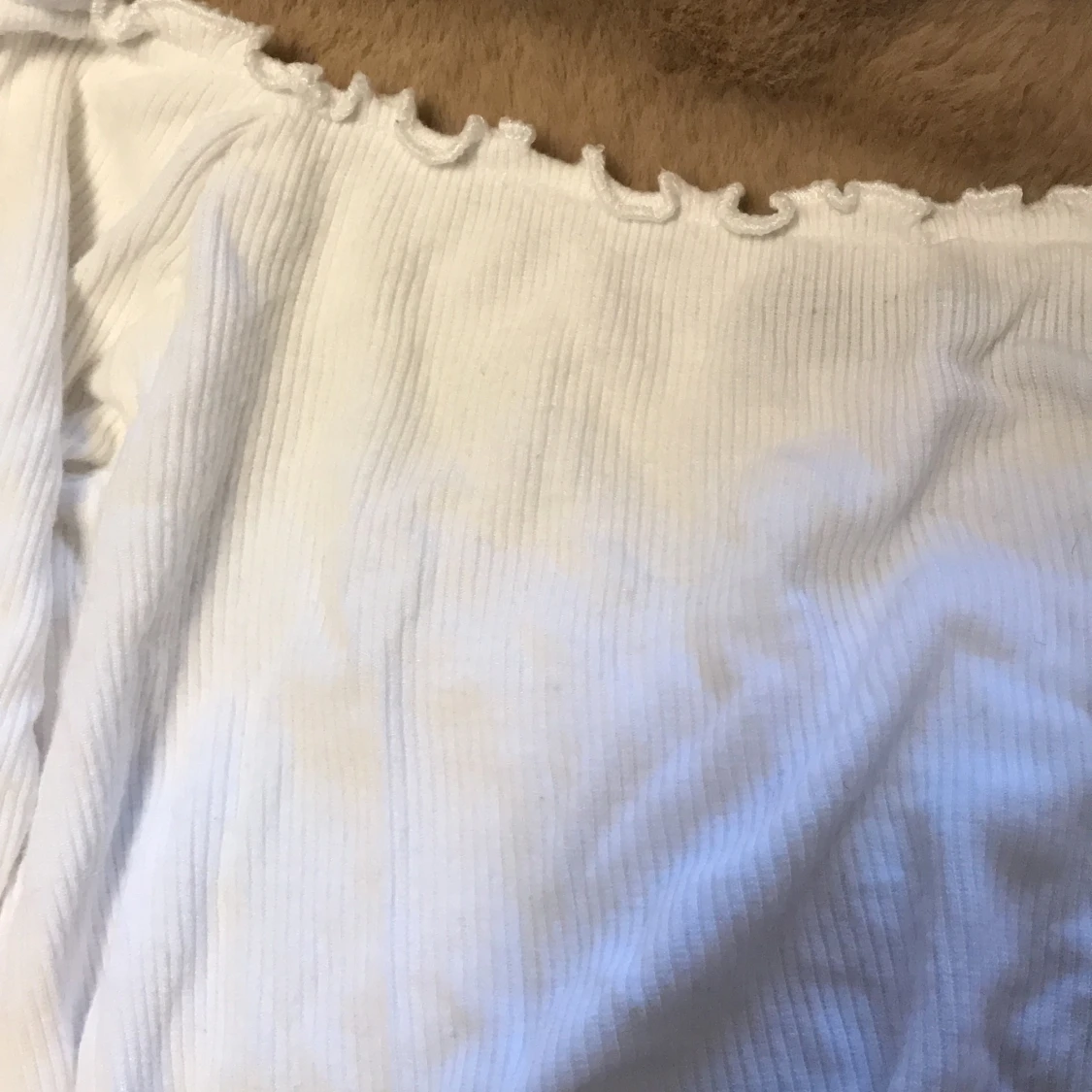 Mjuk offshoulder sparsamt använd - 90