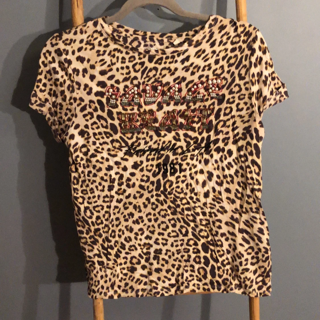 Leopard tröja från guess 