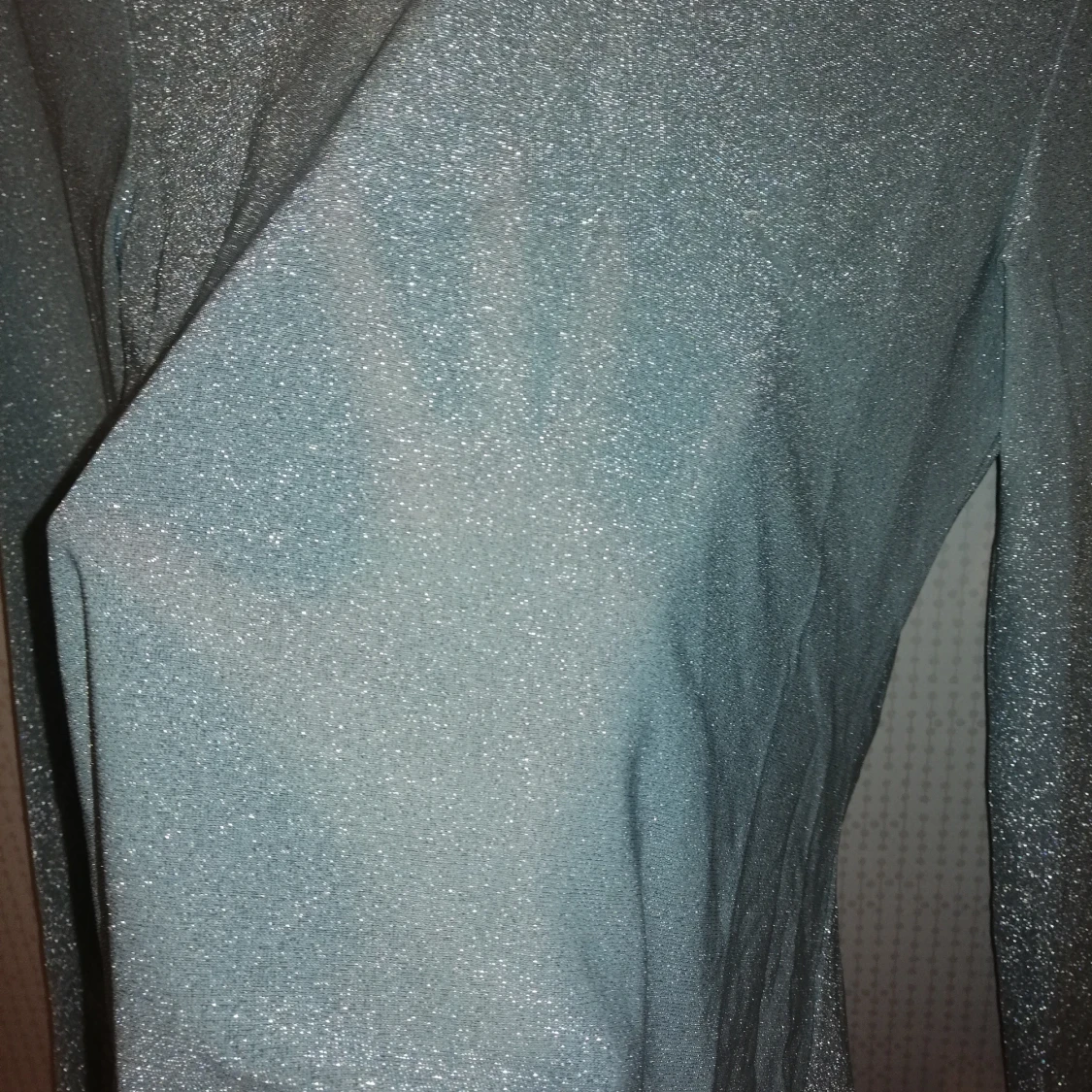 Blåglittrig tröja - 90