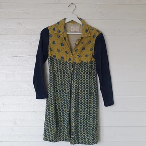 Vintage kofta - Vintage kofta. Jag köpte den från en secondhand shop i Japan många år sedan.