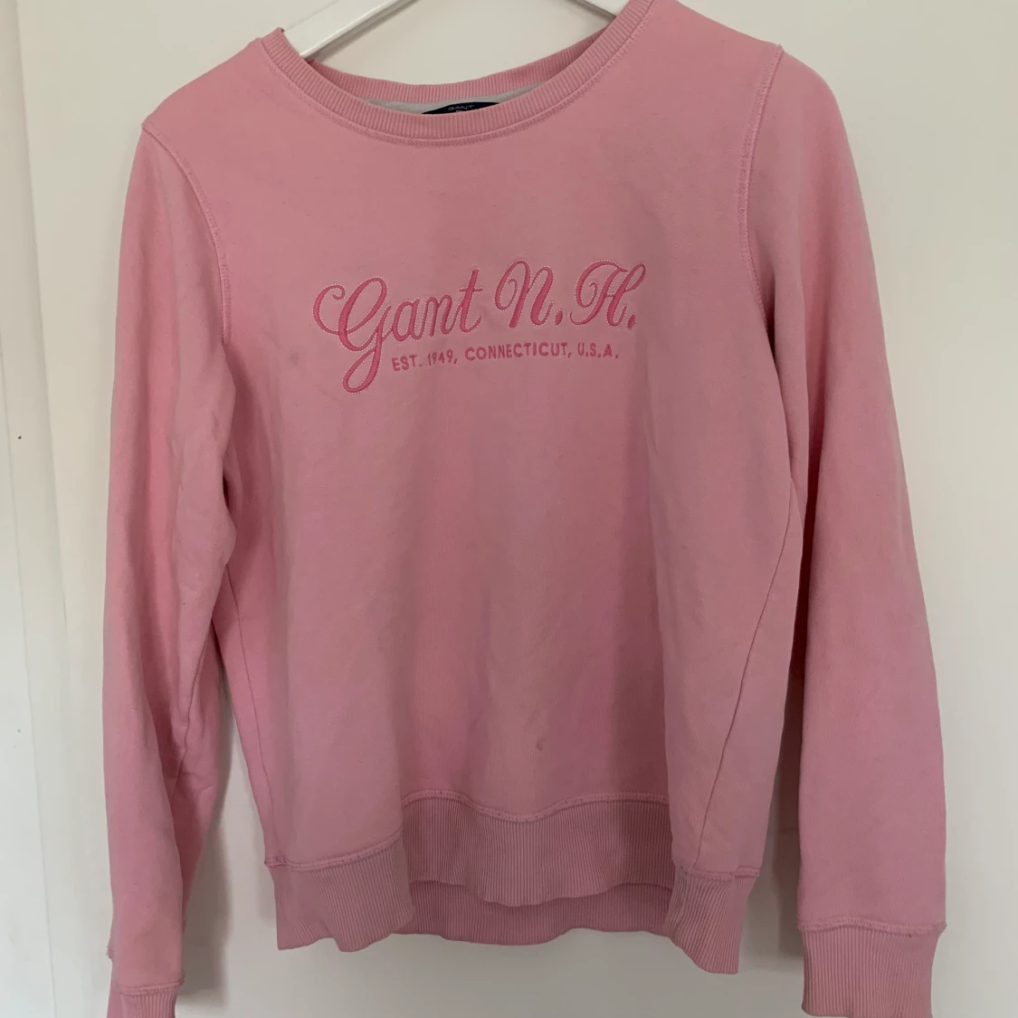 Rosa tjocktröja från GANT