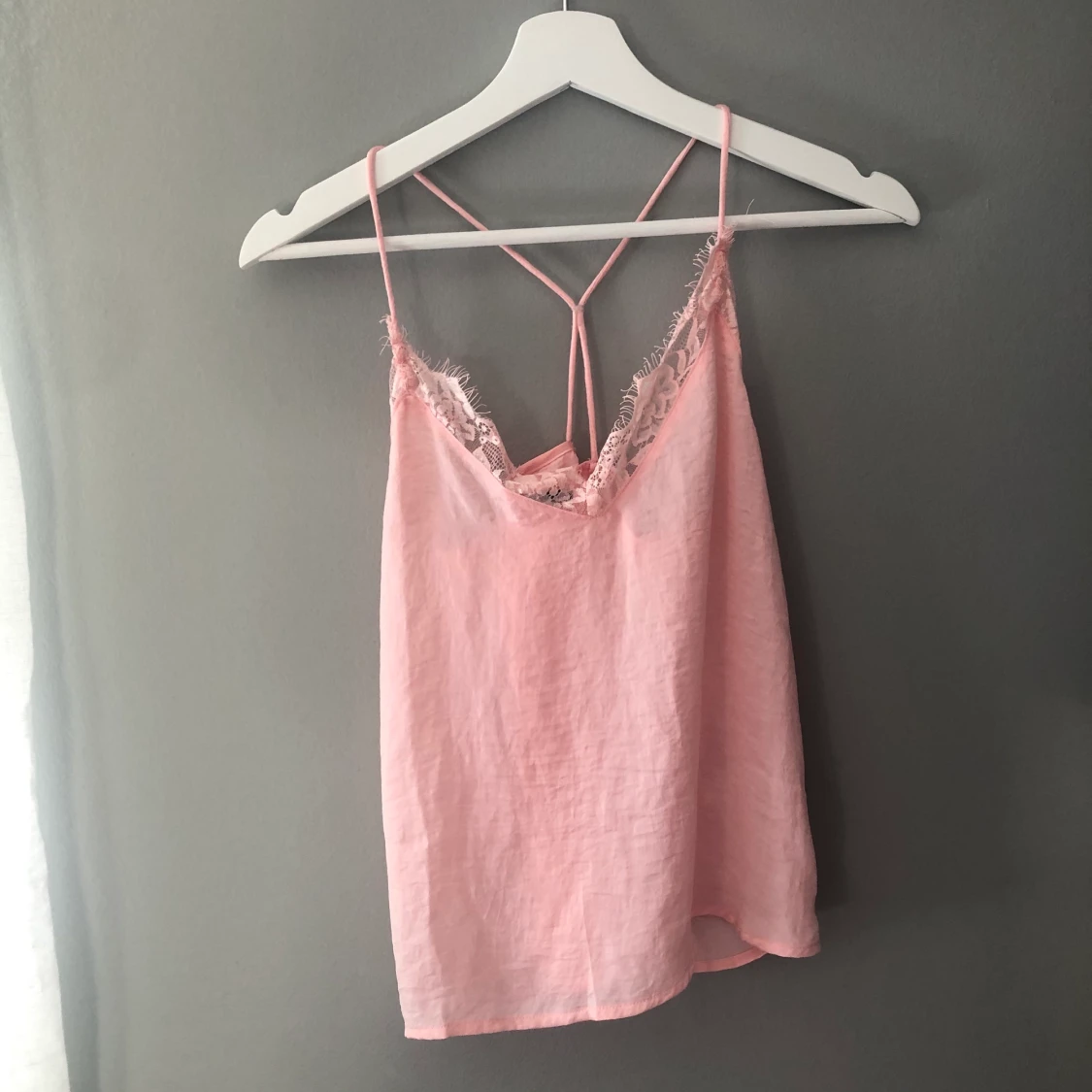 Rosa satinlinne - 90