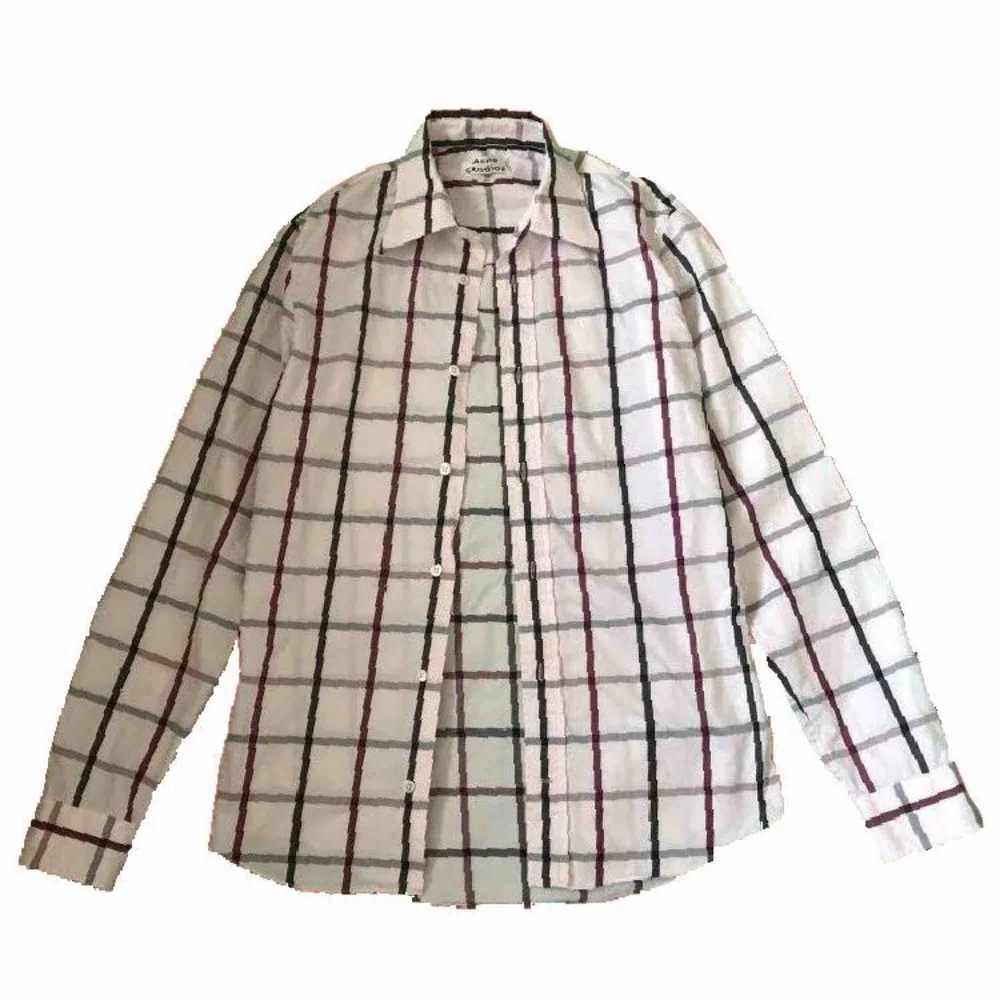 Knappt använd Acne Studios skjorta från AW 15 Retail är 1900. Skjortor.