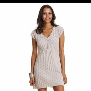  -  Om        Odd Molly love bird dress ny virkad stl 3 large beige   