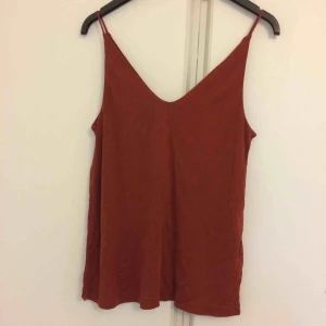  - Linne från H&M, köparen står för frakt:)