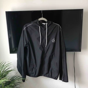  - Ck vår jacka använd en gång. Nypris 1000kr
