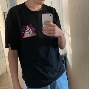 T-Shirt - T-Shirt köpt för 500kr