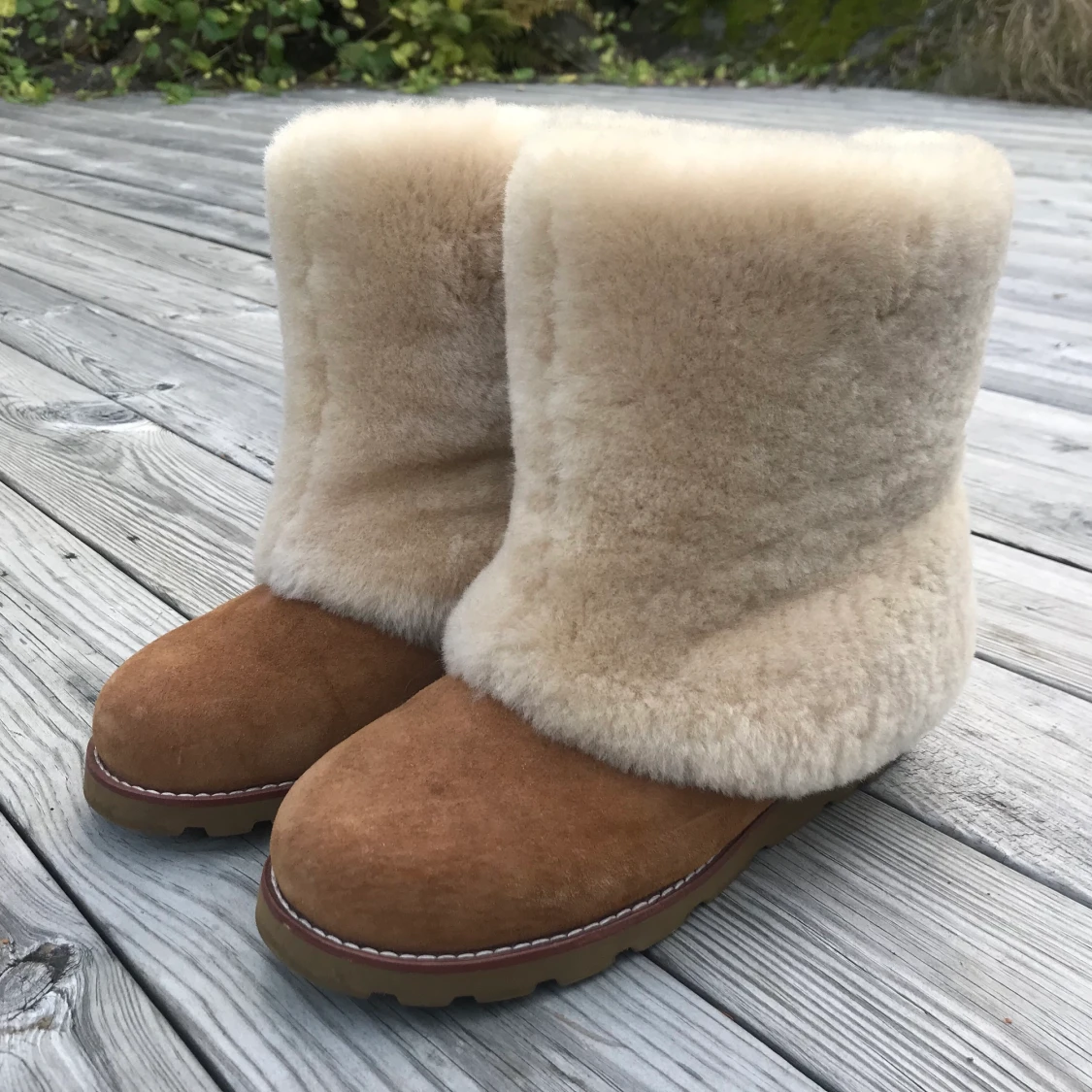 UGGS - oanvända stl 36