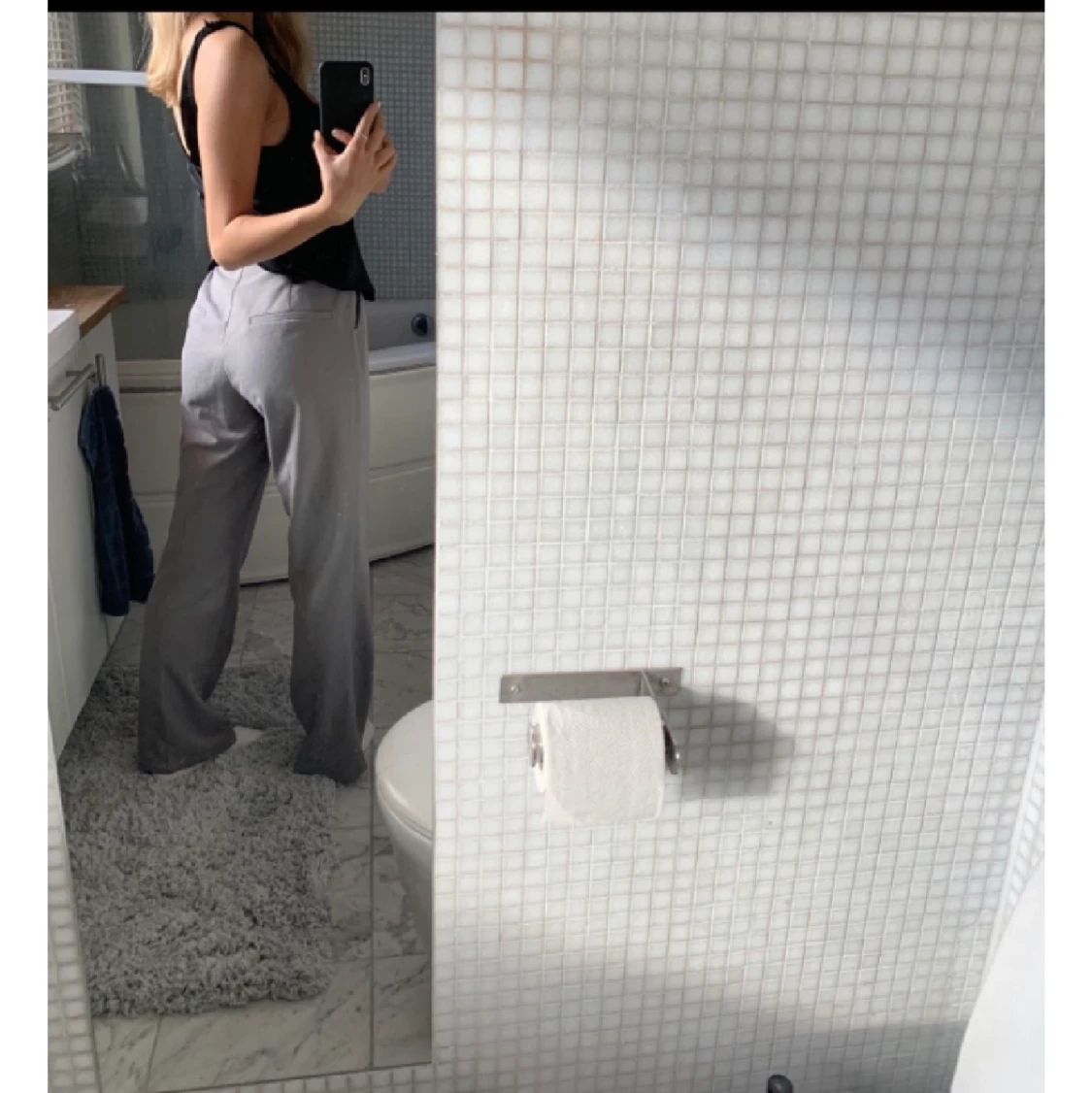 Gråa kostymbyxor! - 90