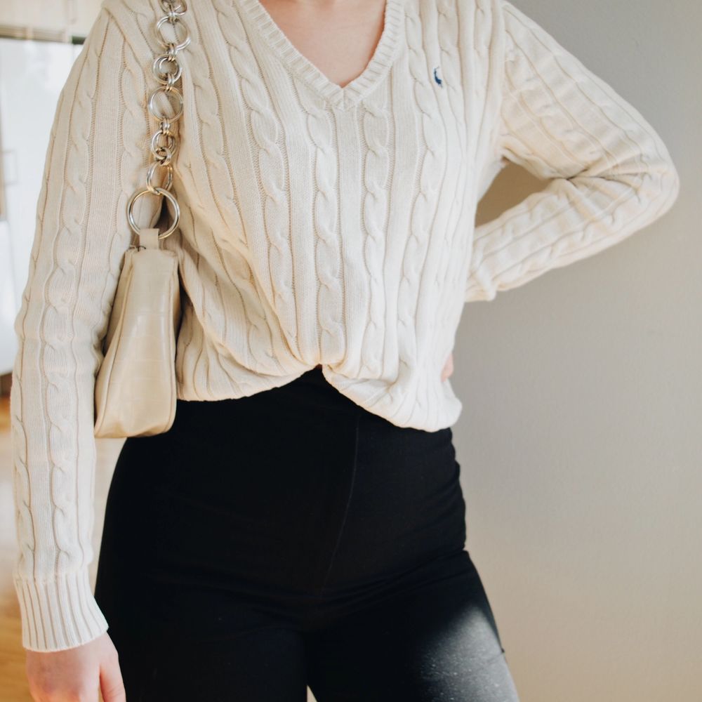 Vit/beige kabelstickad tröja från Ralph Lauren | Plick