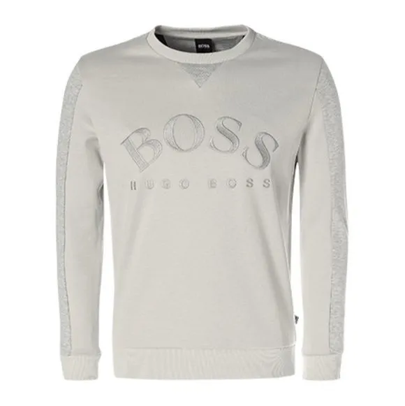 Oanvänd Hugo boss tröja. Köptes för 1299 men vill bli av med den så säljer den 55% billigare. . Tröjor & Koftor.