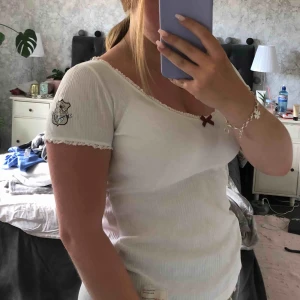  - Odd Molly topp! Super söt men kommer tyvärr inte till användning hos mig, den är aldrig använd!