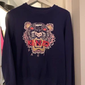 Äkta kenzo tröja  - Andvänd kanske 5 gånger, bra skick 