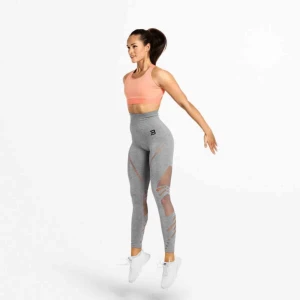  - Seamless tights i färgen Greymelange och märket Better Bodies. Varan är i sitt ursprungliga skick, aldrig använda och alla etiketter sitter kvar.  Tightsen är hög i midja och har fina mesh-detaljer. (nypris 699kr)  Frakt tillkommer!