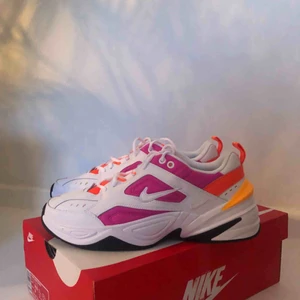  - Helt nya Nike M2K Tekno, älskar dessa men säljs eftersom de var för stora för mig och kunde inte returnera de! 