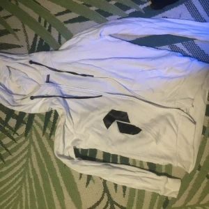 Peak performance  - Storlek S.