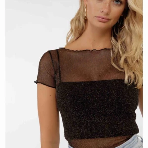  - Nästan ny, knappt använd😊 Kan fraktas mot fraktkostnaden, fråga ifall du har frågor😊💕