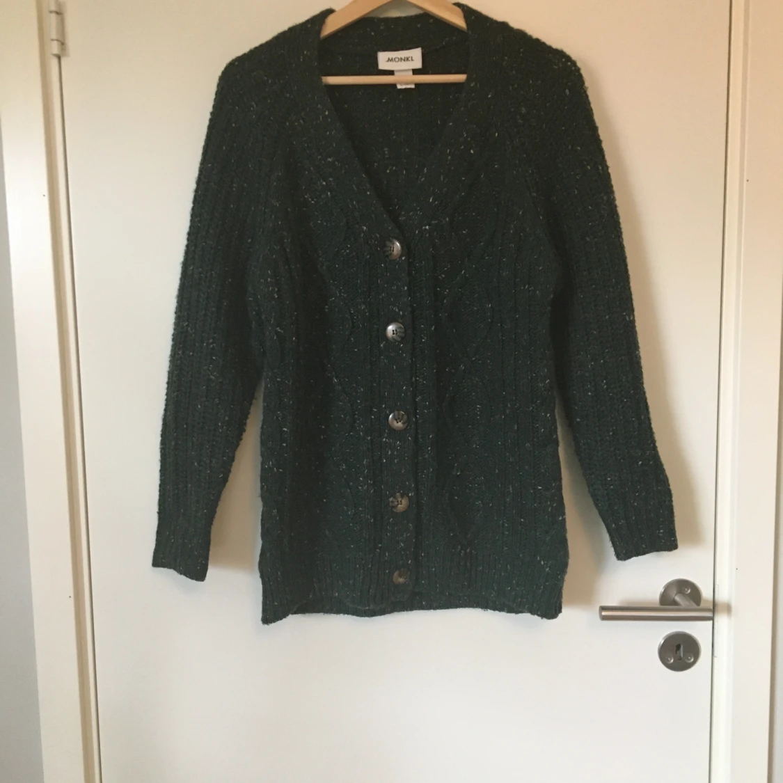 Stickad kofta från Monki