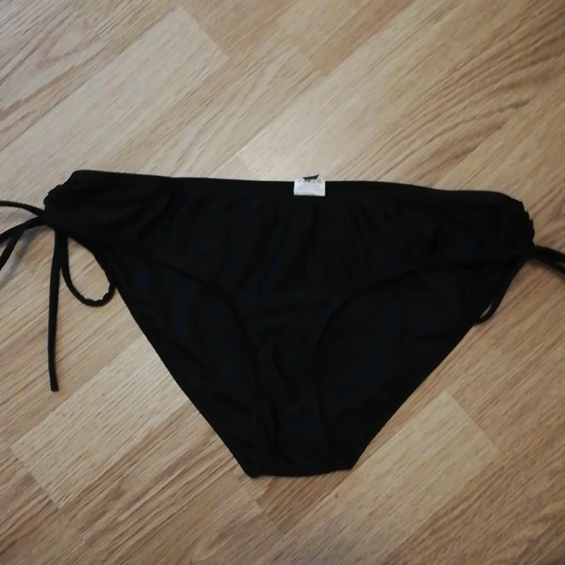 Svart bikini st. L - 91