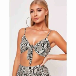  - Topp från MissPap aldrig använd, fortfarande i paket. Strl S 