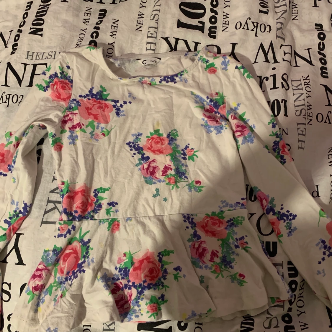 En fin topp/longörmad fintröja  - 90