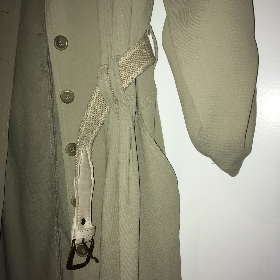 En beige jacka  - 91