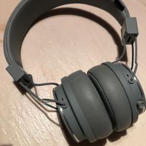 Bluetooth  - Endast använda några gånger. I nyskick!