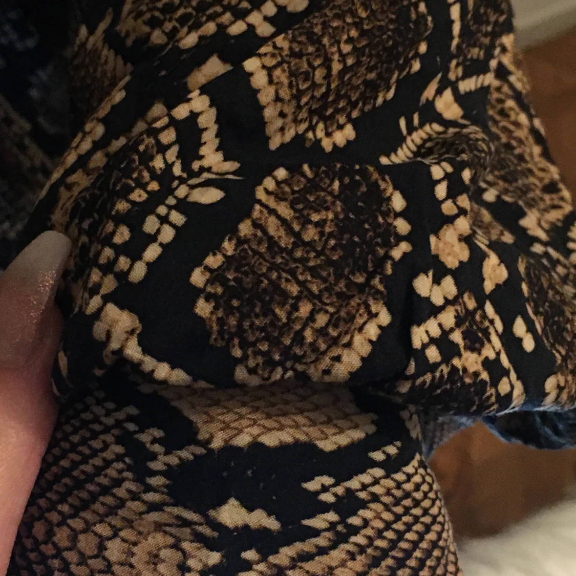 Ormmönstrad skjorta - 90