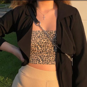 Leo bandeau topp - Fin bandeau topp! 