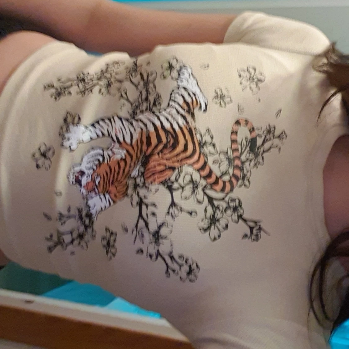 En beige tröja<3 - 91