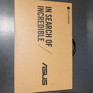 Helt ny laptop💙 - Säljes då jag fick den men redan har en som jag är nöjd med, skickas i originalkartongen med skyddsfodralet på och pappret över tangentbordet kvar🤩 lägger upp den på tradera nästa vecka så passa på innan den hamnar på auktion🙏🏼💙