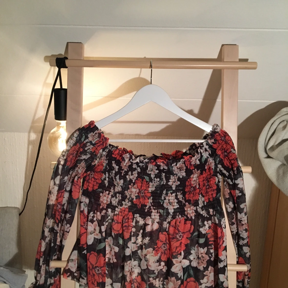 Blommönstrad topp - 90