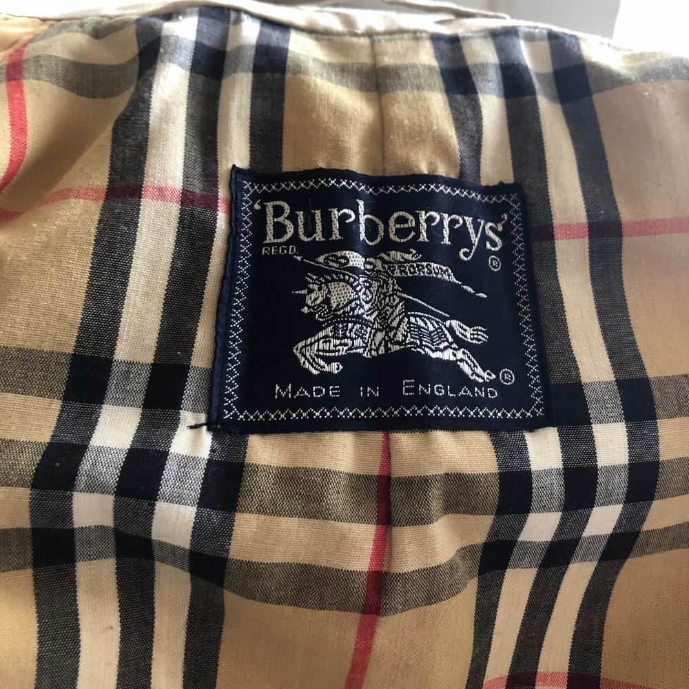 Burberry-kappa - Burberry | Plick Second Hand