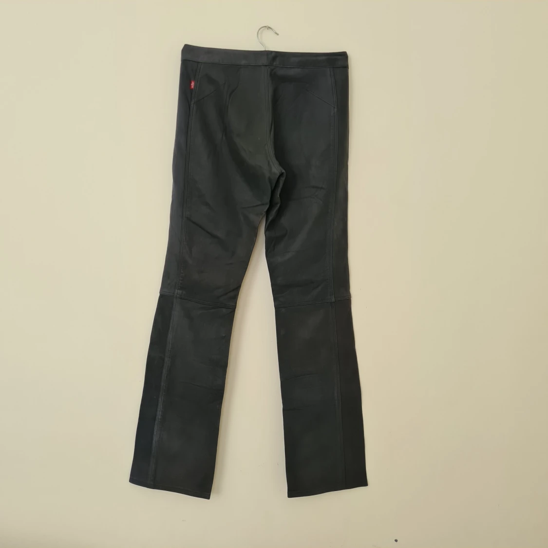 Levi's byxor i blå läder - 90