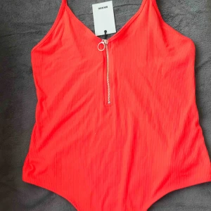  - Superfin body från bikbok, aldrig använd☺️ frakt tillkommer! 