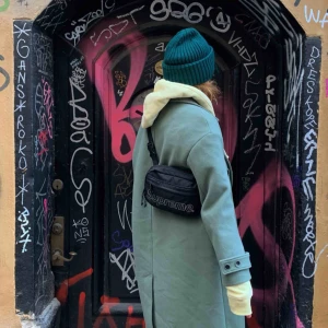  - ¡Intressekoll på min Supreme bag! Använd men i toppenskick😇 används tyvärr inte lika ofta som den borde, därför jag funderar på att sälja den(om det blir en snabb och smidig affär). 