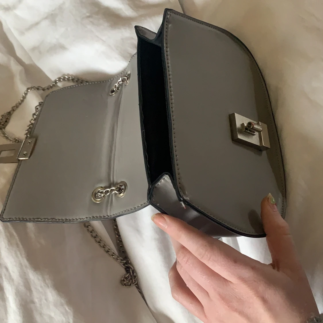 Grå silver väska - 91