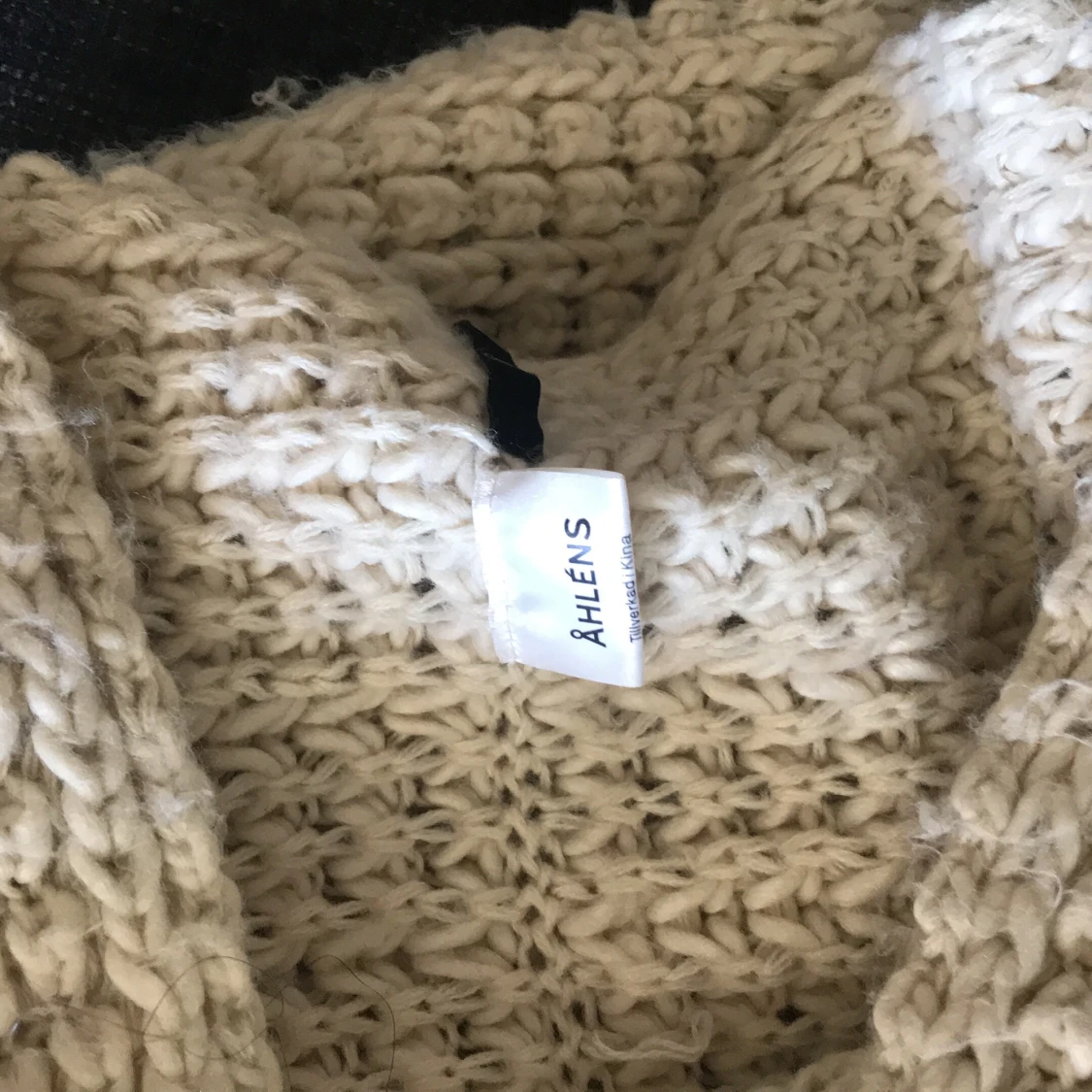 Stickad Halsduk - 91