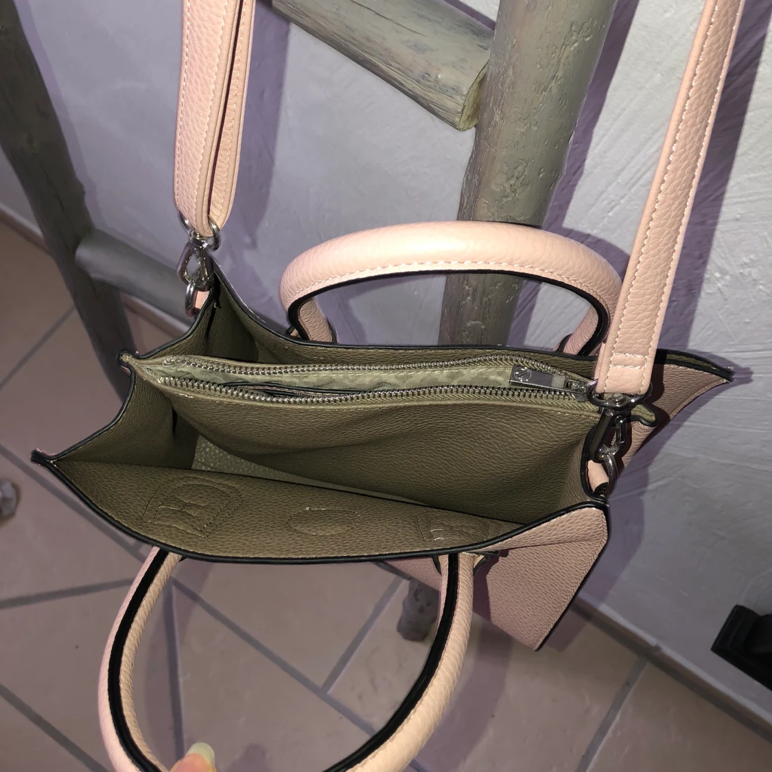 Rosa handväska - 91