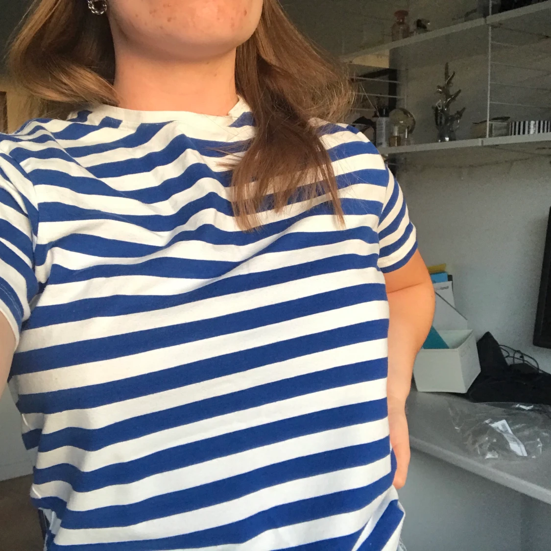 Blå o vit randig tröja strl s