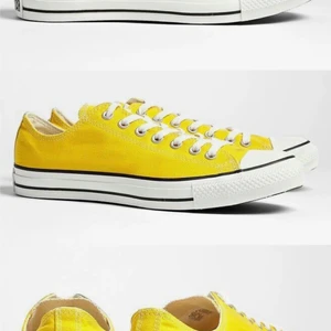 Converse  - Säljer mina sjukt snygga gula Converse då dom börjar bli för små. Storlek 37,5 men passar även 38 200kr exn frakt