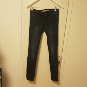  - Skinnyjeans mörkblå 
